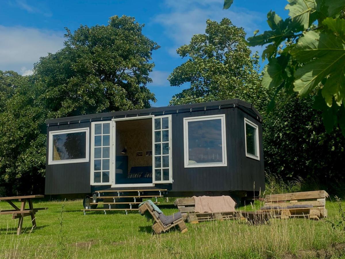 Villa Cozy Tiny House On A Farm Skibby Esterno foto
